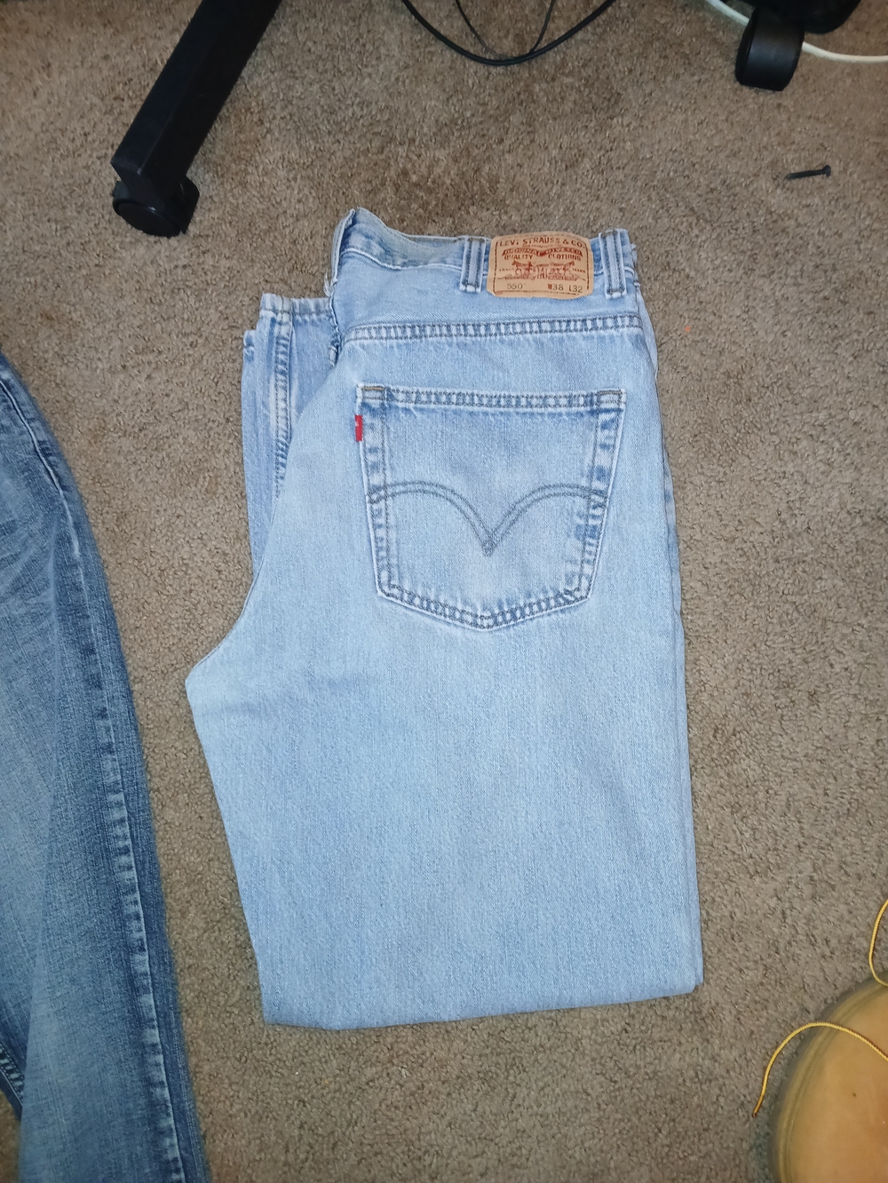 Levi's Men's Light Blue Relaxed Fit Jeans